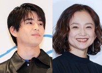 永作博美&中沢元紀、いくらいっぱいのちらし寿司に満面笑顔のオフショット公開＜時すでにおスシ!?＞