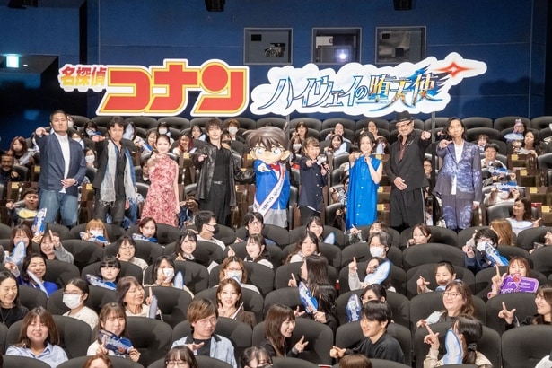 (写真左より)蓮井隆弘監督、小山力也、畑芽育、横浜流星、江戸川コナン、高山みなみ、沢城みゆき、大塚明夫、三木眞一郎