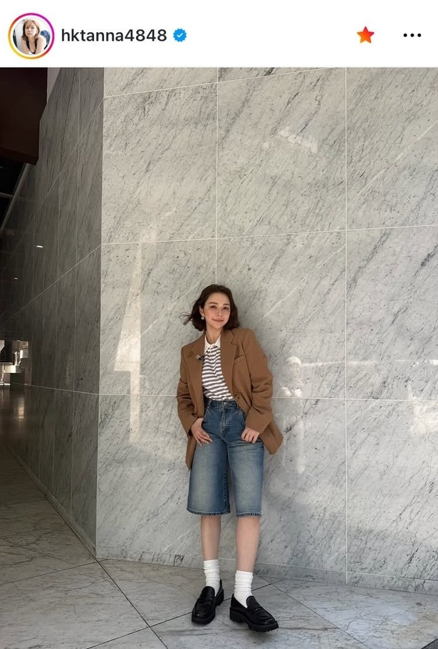 【写真】きゅんとするボーイッシュ感…村重杏奈、ジャケット×ハーフデニムの“爽やかコーデ”