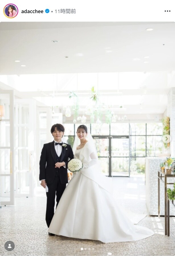 【写真】足立梨花、夫・TATSUと仲良く腕を組む結婚式フォト
