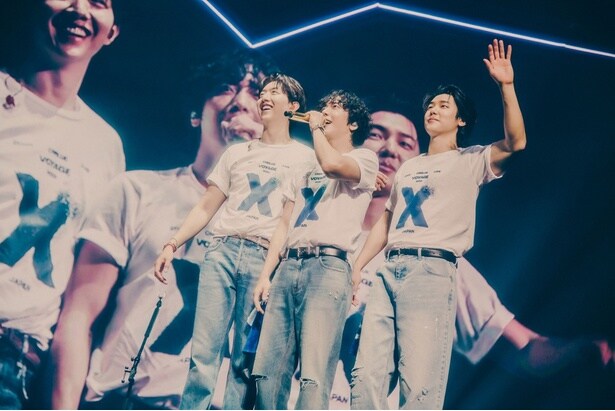 8月配信予定の「2025 CNBLUE LIVE - VOYAGE into X IN JAPAN @TOKYO GARDEN THEATER」