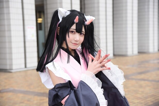 全身自作の「超かぐや姫!」コスプレイヤー「ひと目見た瞬間、衝撃が走り、気付いたら型紙を作っていました」<acosta!>