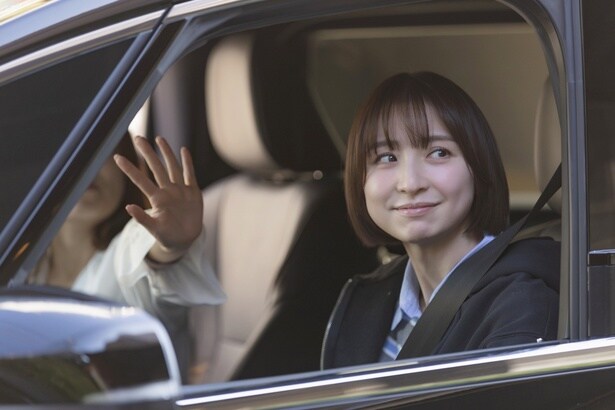 水崎綾女“奈津子”は不倫の証拠を得るため自宅にカメラを設置…そして、二階堂高嗣“義隆”と不倫相手の矢野ななか“まどか”様子を監視する<サレタ側の復讐>