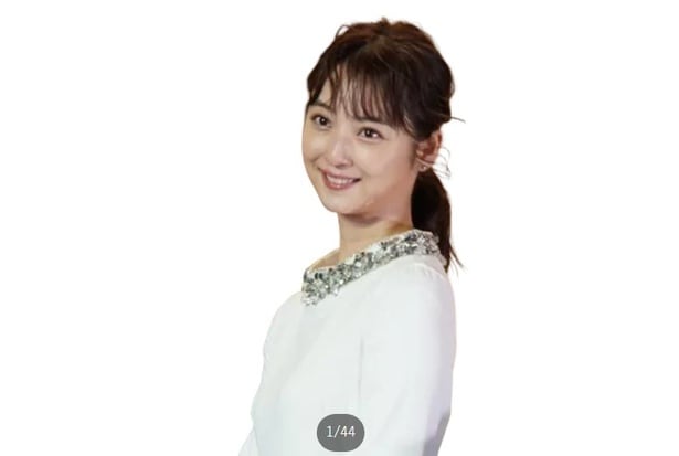 佐々木希が公式Instagramを更新