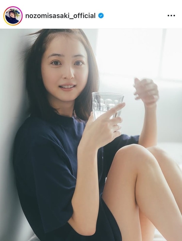 【写真】時間が止まったようで透明感抜群…佐々木希、“素肌”が自然体のショット