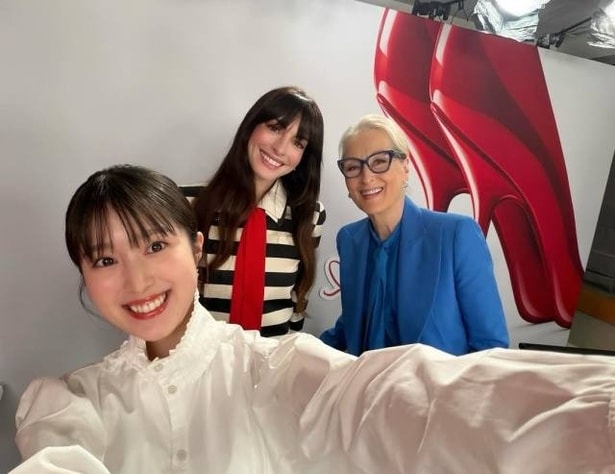 【写真】福本莉子、メリル・ストリープさんとアン・ハサウェイと3ショット