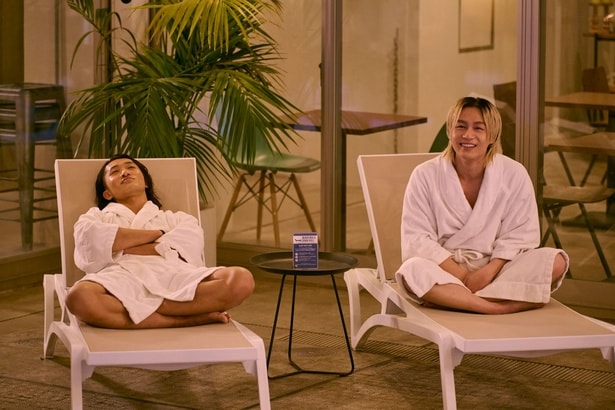 ＜カラシトと 最終話＞岩本照“カラちゃん”＆松田元太“シトーさん”、2人の原点の地・江ノ島で少しだけ前を向く