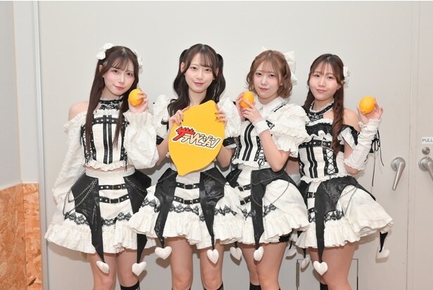 Honey Devil(藤原遼、亀尾日菜子、鈴木南帆、小山涼香)
