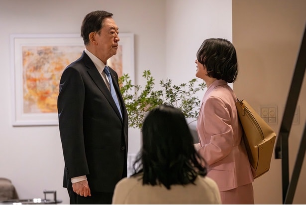 「銀河の一票」第1話より