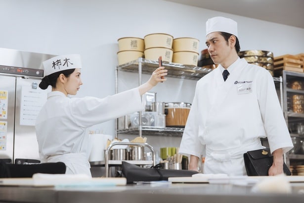 胡桃(ファーストサマーウイカ)は大江戸(松山ケンイチ)へ過去のトラブルについて尋ねる