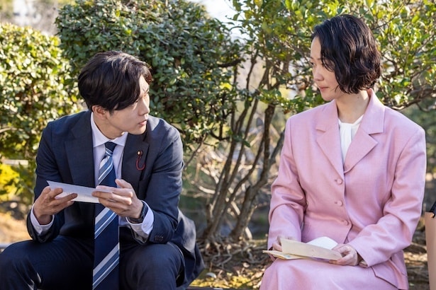 ＜銀河の一票＞初回トレンド1位、松下洸平“流星”が黒木華“茉莉”を裏切る　「どういうこと??」「そりゃないわ」と視聴者騒然