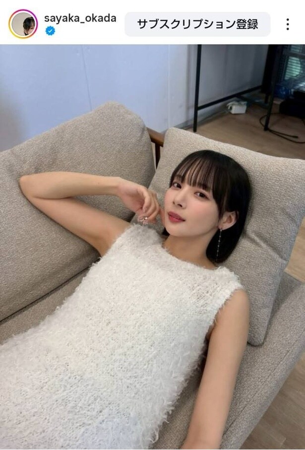 【写真】岡田紗佳、全身ホワイト&ノースリーブのロングワンピース姿を披露