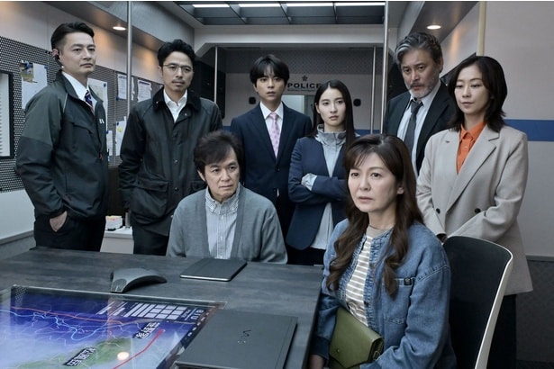 被害者の母・友里恵(南野陽子)が“一番星”に訪れる