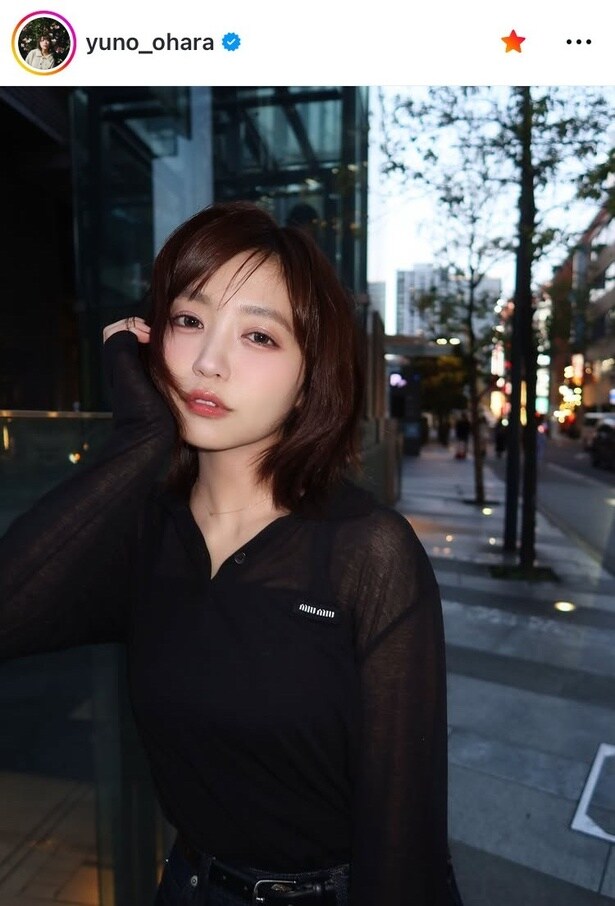 【写真】街角で“色気”が炸裂したよう…大原優乃、透け感あるシースルーの私服姿
