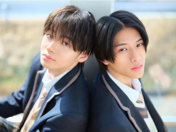 井内悠陽“翔太”＆阿久根温世“陽”の“あの頃と未来”を撮り下ろし　ドラマ「コントラスト」公式ビジュアルブックを発売