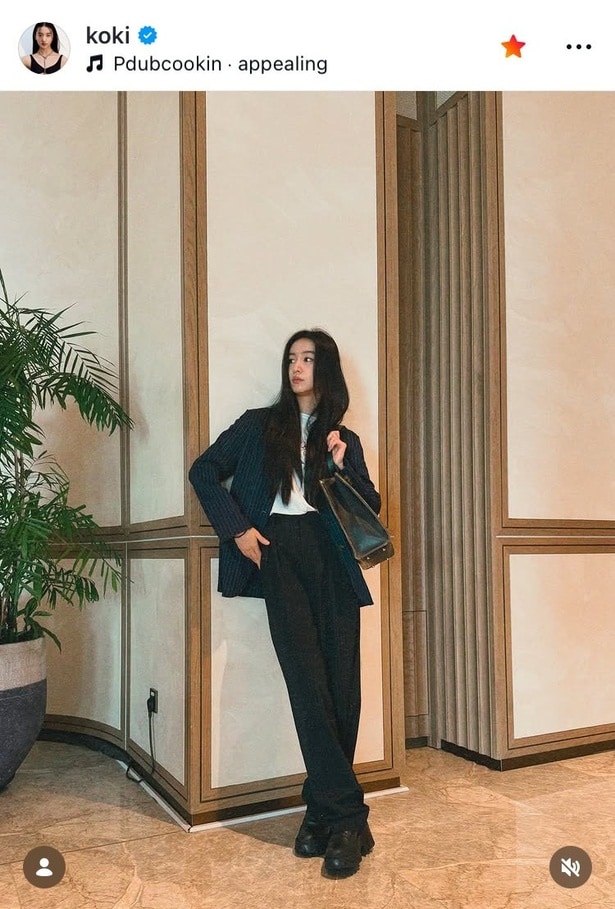 【写真】NYのストリートに現れたよう…Koki,、ごつごつ厚底ブーツ×ジャケットの“ダンディ”姿