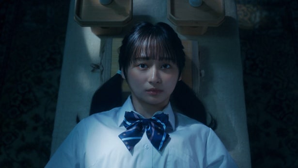 塔子(影山優佳)はるな(原菜乃華)の儀式で先輩への想いを封印する