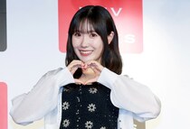 坂倉花、初の写真集にLiella!メンバーからも反響「伊達さゆりさんが『私の脳内ずっとBlooming』って(笑)」