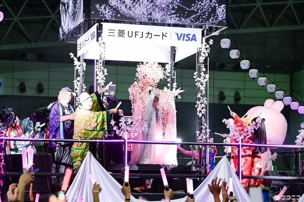 「超ニコニコ盆踊り【第一部】」より