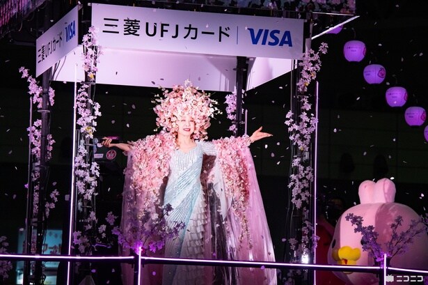 「私でよければ何でも協力したい」“花咲かばあさん”となった小林幸子のニコニコ愛＜ニコニコ超会議2026＞