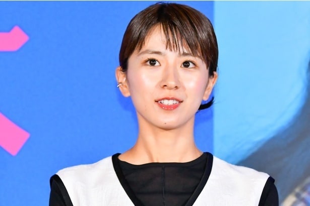 ドラマ「未解決の女 警視庁文書捜査官」の公式Instagramが更新