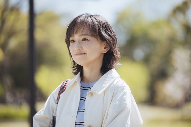 永作博美“みなと”が亡き夫への後悔を抱える中、松山ケンイチ“大江戸”の前に謎の女性が現れる＜時すでにおスシ!?＞
