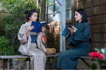 ＜明日の風、薫る＞翻訳に苦戦する上坂樹里“直美”らに見上愛“りん”は協力を提案　一方、水野美紀“美津”は瑞穂屋を訪れる