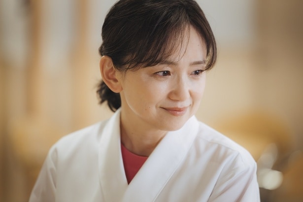 第4話では、みなと(永作博美)が抱え続ける“ある後悔”の存在が明らかに