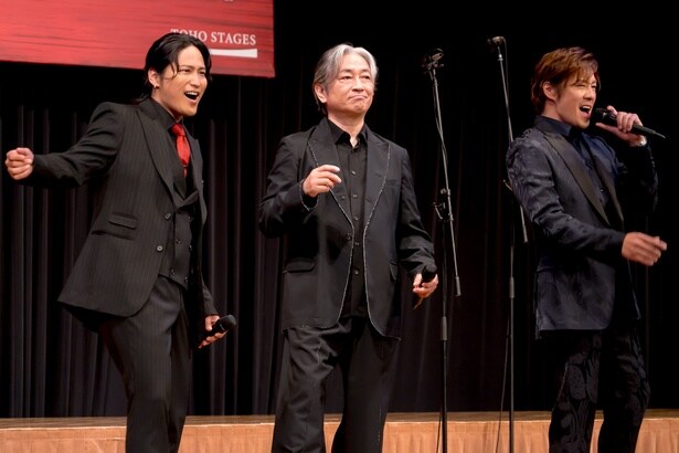 「ミス・サイゴン」歌唱披露の様子
