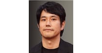 松山ケンイチ、山時聡真にネタ捌きを熱血指導…自らも特訓を重ねる姿に「プロ意識すごすぎ」の声＜時すでにおスシ!?＞