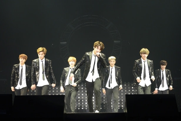防弾少年団 1st JAPAN TOUR 2015「WAKE UPOPEN YOUR EYES」
