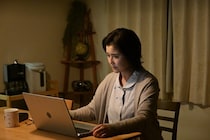 石田ひかり“明香里”は、悪事をもみ消す“権力者”について調べ始める＜鬼女の棲む家＞