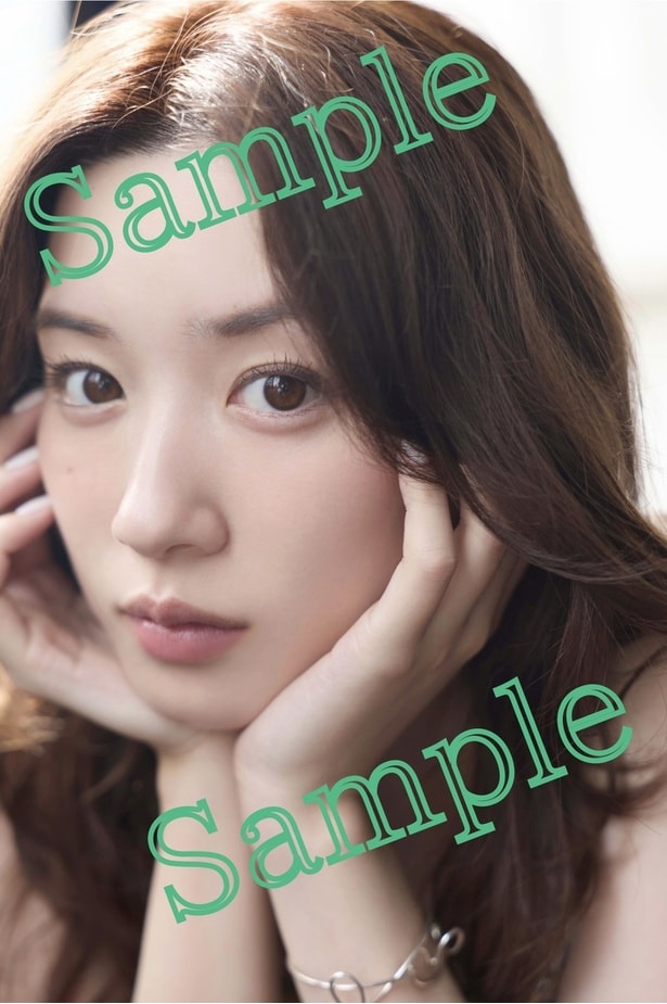 永野芽郁「「MAGNOLIE」」購入者特典のフォトカードビジュアル