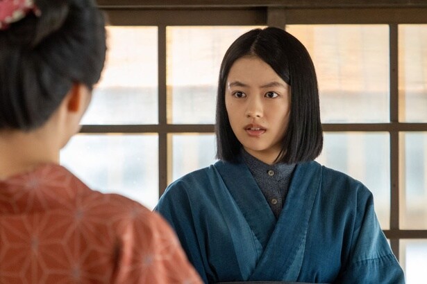 りん(見上愛)の言葉に反発する直美(上坂樹里)