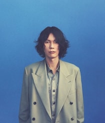 米津玄師の「烏」が「2026 NHKサッカーテーマ」に決定 「自分でも拍子抜けするくらい“個人的な曲”」