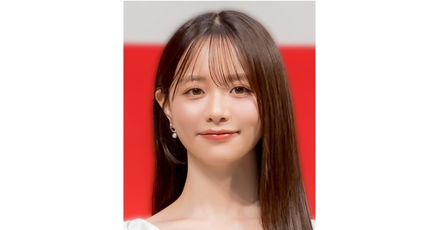森香澄、かわいい羊のカチューシャに美脚チラ見せの白のロングワンピースショット公開