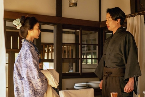 多江(生田絵梨花)は医学生との縁談が進んでいた