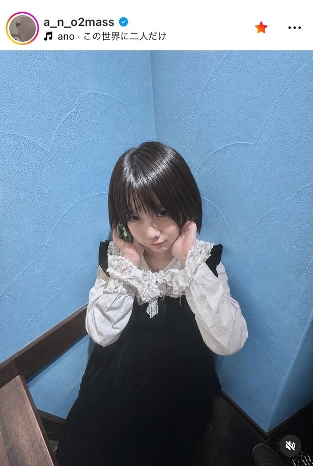【写真】あの、“ゴシックロリータ”系衣装ショットに「いいね!」と反響