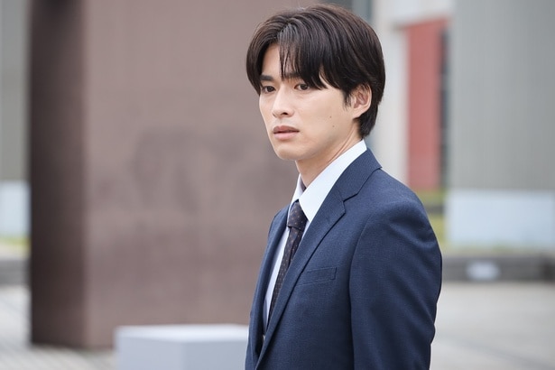 白洲迅“葵”、桜井日奈子“美月”の行動に不信感を募らせる　庄司浩平“岩崎”たちは次の一手に動く＜余命3ヶ月のサレ夫＞