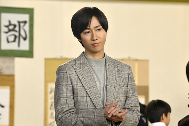 Snow Man阿部亮平、映画「君のクイズ」に教師役で出演