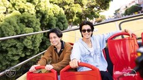 King & Princeの“ニコイチ旅”6月開幕　LAで2人の絆を確かめ合う＜King & Princeがまちあわせ in LA＞