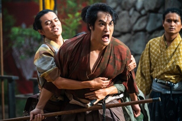 藤堂高虎(佳久創)、サクラに気付かず戦いを挑もうとする