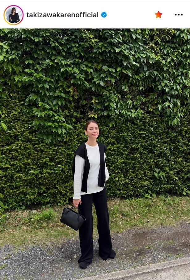【写真】モノトーンの「気まぐれ私服」…滝沢カレン、田中みな実からのバッグ姿