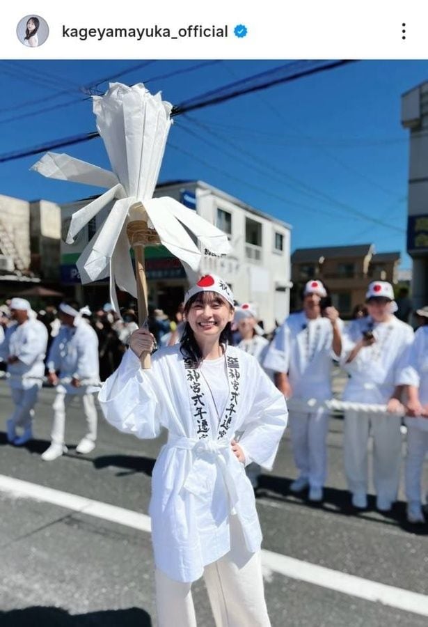 【写真】影山優佳、伊勢神宮の式年遷宮「お木曳」に参加した時のオフショット