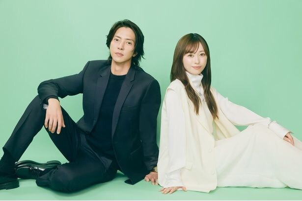 山下智久＆福原遥、登坂不動産のメンバーは親戚のような感覚「自然な関係性がそのまま役に反映された」＜正直不動産＞