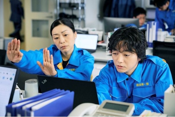 真(染谷将太)は、平中を殺した犯人について、いろいろと疑問が…