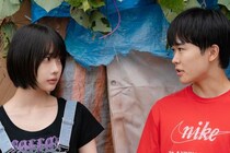 鈴木福“春日”はあの“仲村”の期待に応えるべく夏休みの計画を練り始める…一方、井頭愛海“佐伯”は下着を盗んだ犯人が春日だと気付く＜惡の華＞