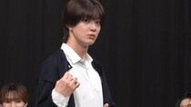 MORRIEが奇抜コーデを披露し、FUMINORIは真剣に1位を狙う…ガチ私服のコーディネート合戦で爆笑＜朝までBUDDiiS＞