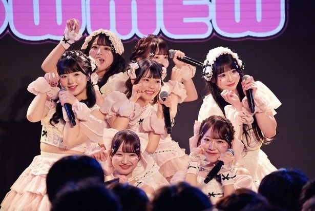 Toi Toi Toi 主催 2マンライブ『Toi ×』より　MEOWMEW　