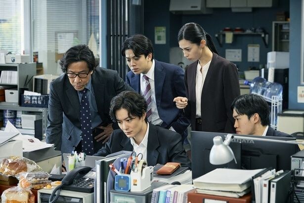 チームでさまざまな事件の捜査にあたっていく強行犯係